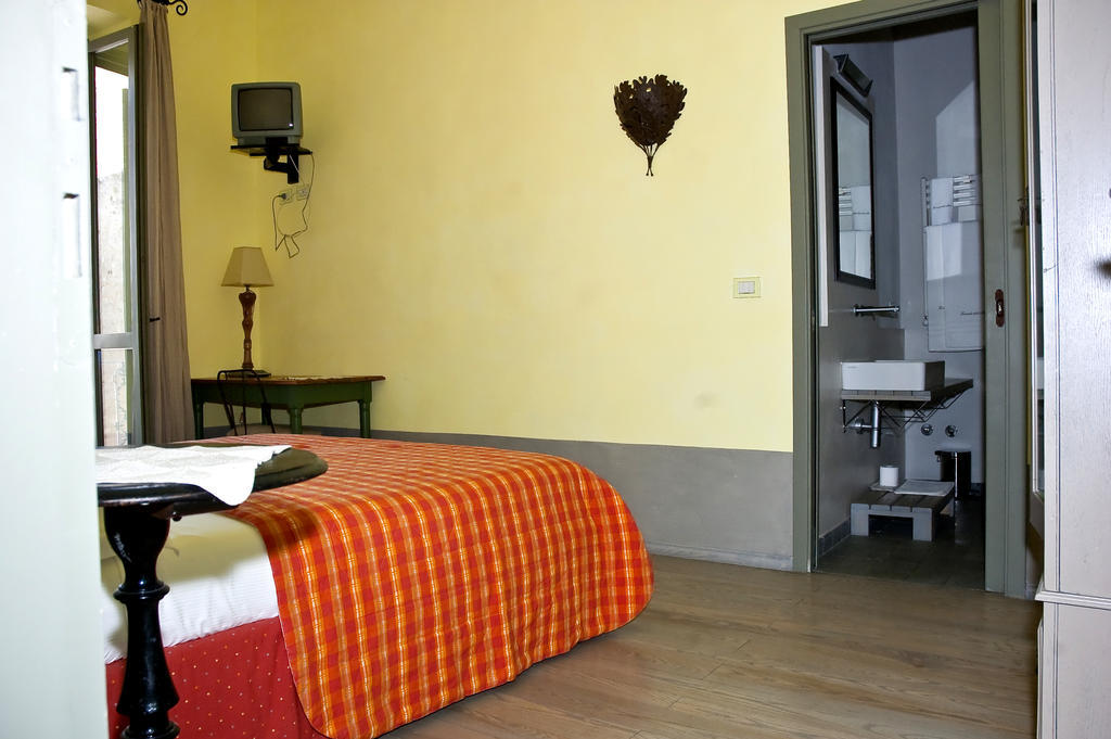 Locanda Delle Mura Anna De Croy Magliano in Toscana Habitación foto